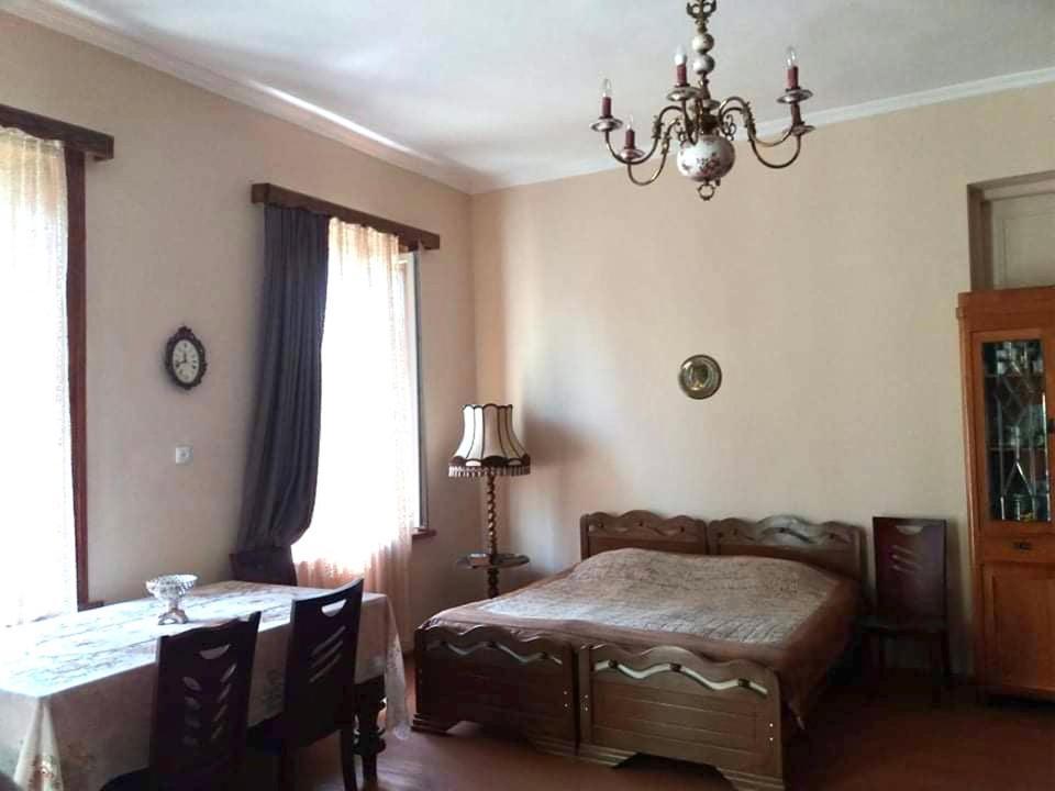 Beruka Guest House Kutaisi Esterno foto