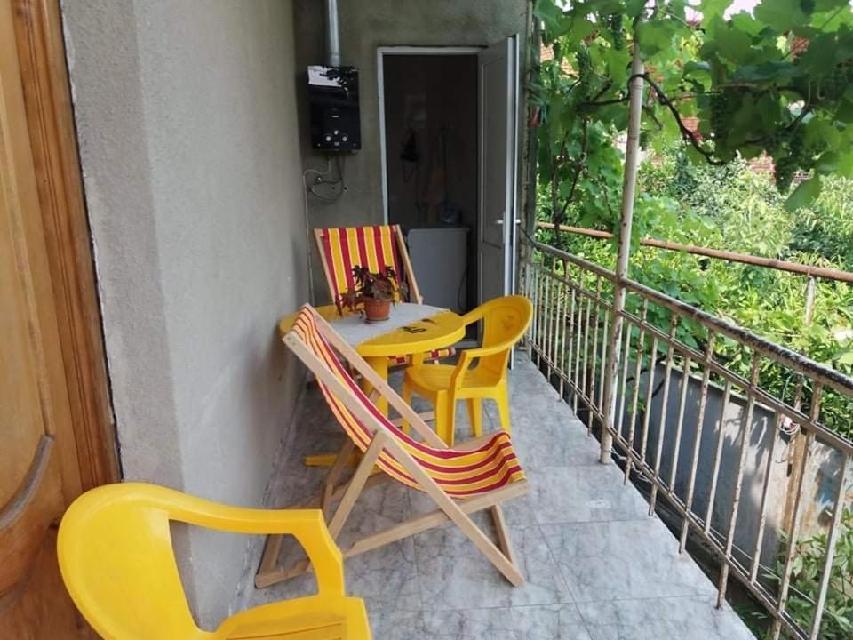 Beruka Guest House Kutaisi Esterno foto