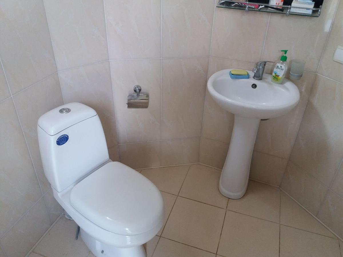 Beruka Guest House Kutaisi Esterno foto